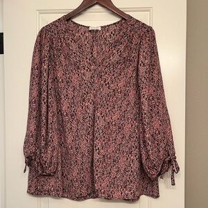 Olivia Grey Pink & Black Abstract Print Blouse Women’s 1X Tie Sleeve Top